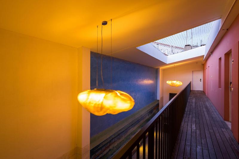 Alfama - Lisbon Lounge Suites - Lobi