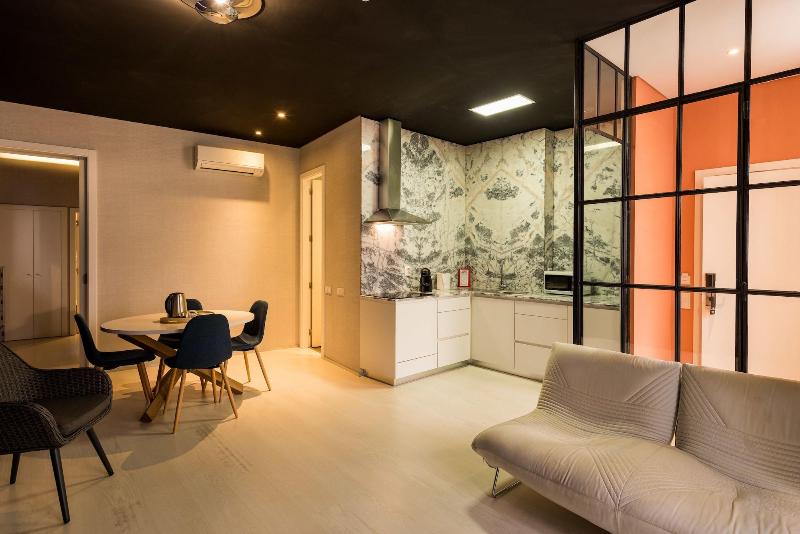 Alfama - Lisbon Lounge Suites - Oda