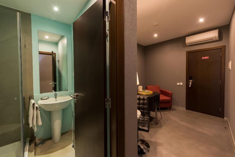 Alfama - Lisbon Lounge Suites - Oda