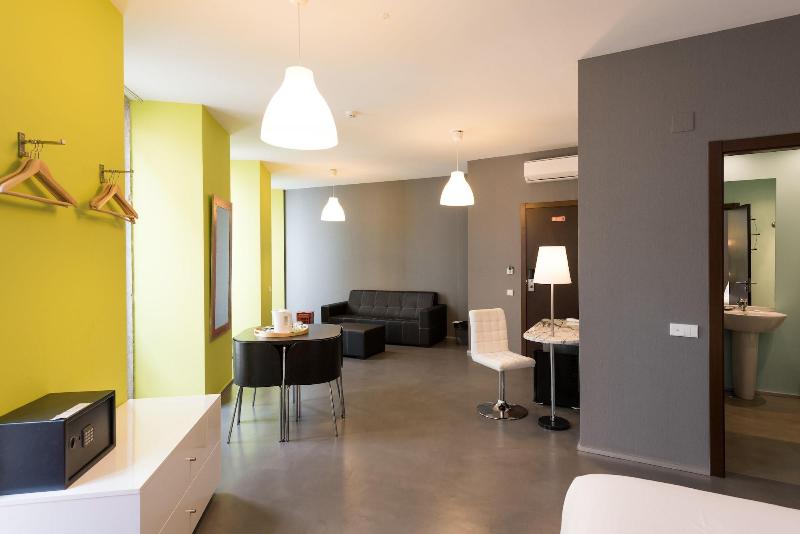 Alfama - Lisbon Lounge Suites - Oda