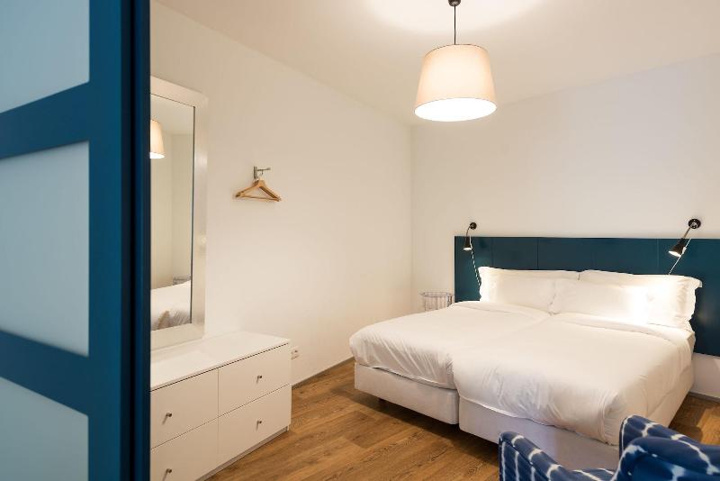 Alfama - Lisbon Lounge Suites - Oda