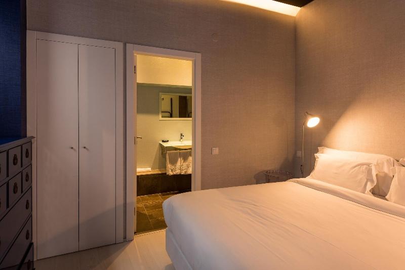 Alfama - Lisbon Lounge Suites - Oda
