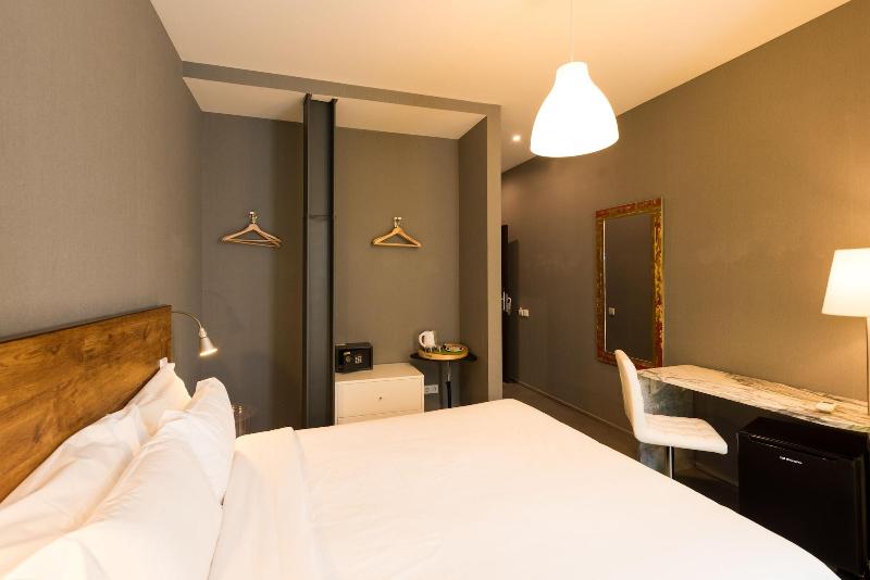 Alfama - Lisbon Lounge Suites - Oda