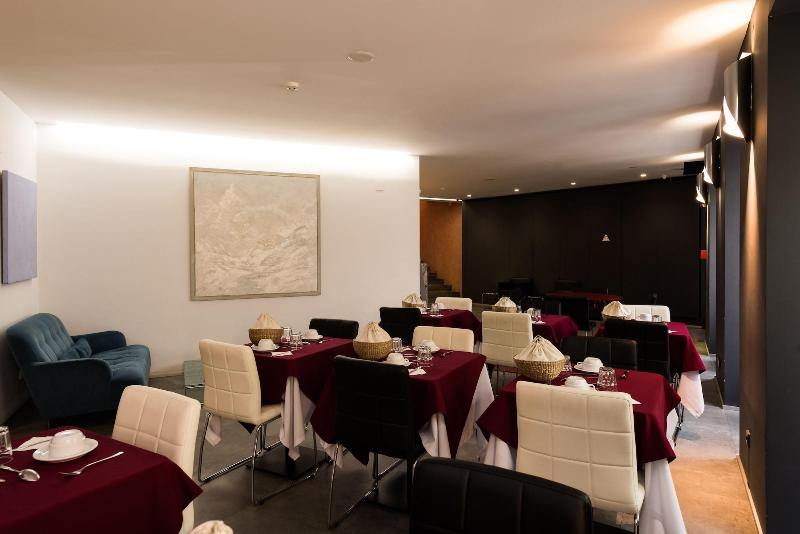Alfama - Lisbon Lounge Suites - Restoran