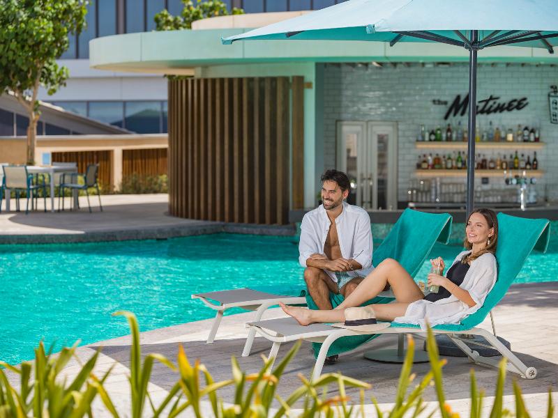 The Wb Abu Dhabi, Curio Collection By Hilton - Bar