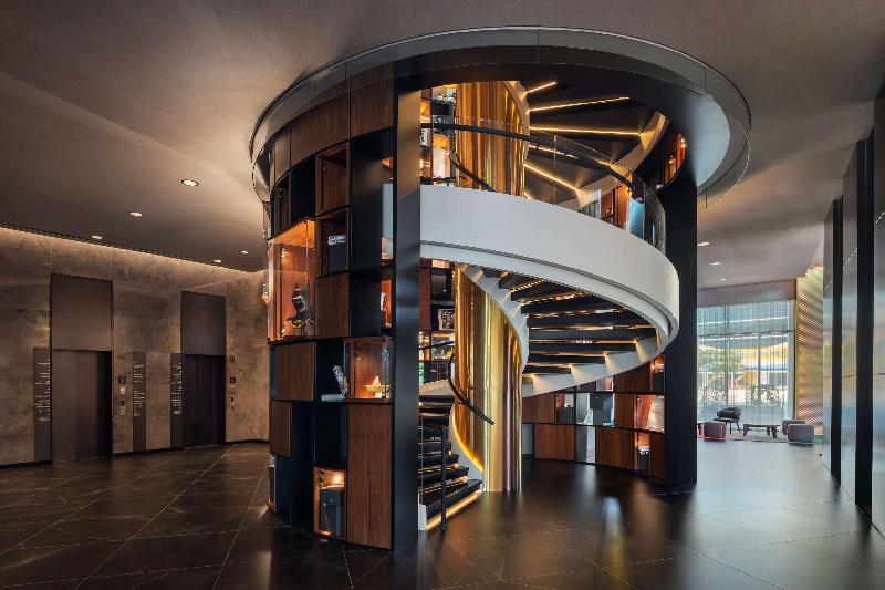 The Wb Abu Dhabi, Curio Collection By Hilton - Lobi