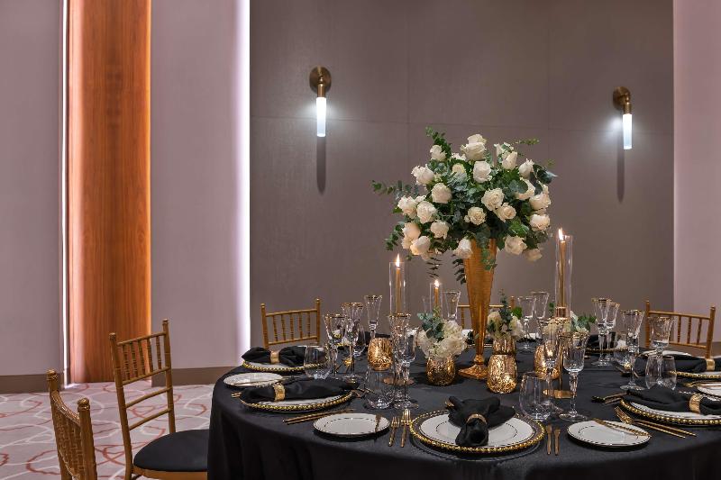 The Wb Abu Dhabi, Curio Collection By Hilton - Toplantı