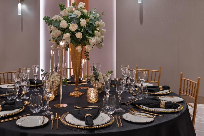The Wb Abu Dhabi, Curio Collection By Hilton - Toplantı