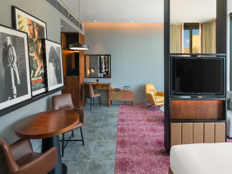The Wb Abu Dhabi, Curio Collection By Hilton - Oda