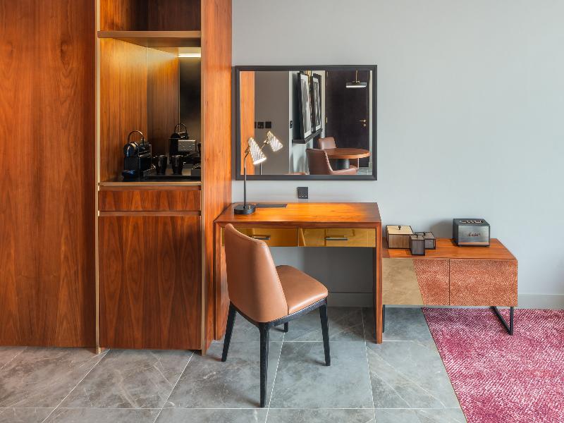 The Wb Abu Dhabi, Curio Collection By Hilton - Oda