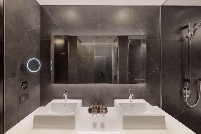 The Wb Abu Dhabi, Curio Collection By Hilton - Oda
