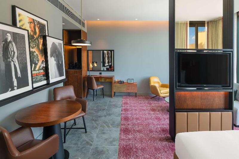 The Wb Abu Dhabi, Curio Collection By Hilton - Oda
