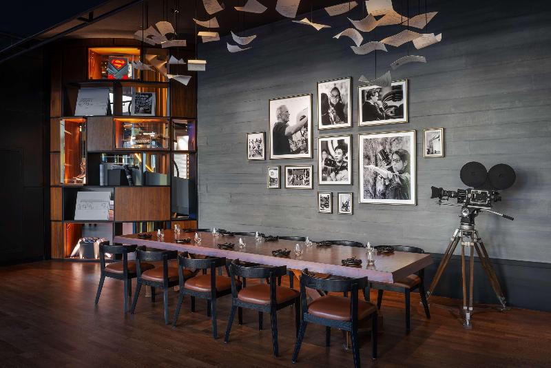 The Wb Abu Dhabi, Curio Collection By Hilton - Restoran