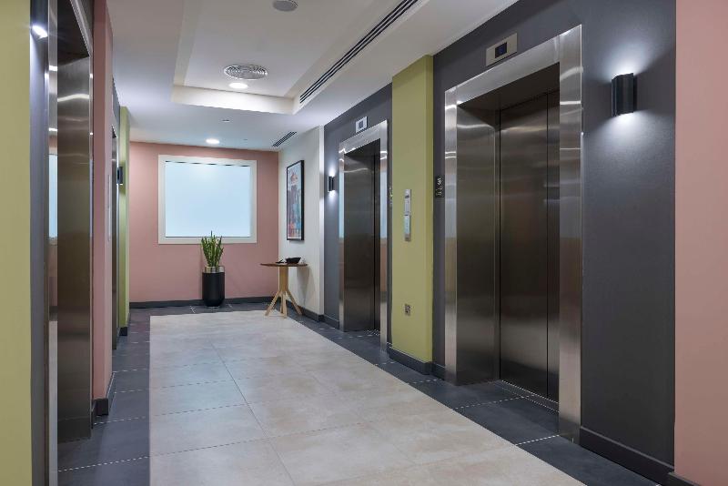 Hampton By Hilton Doha Old Town - Lobi