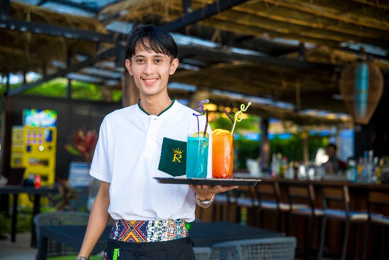 Royal Yao Yai Island Beach Resort -SHA Extra Plus+ - Bar