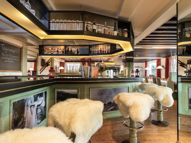 MONDI Hotel Axams - Bar