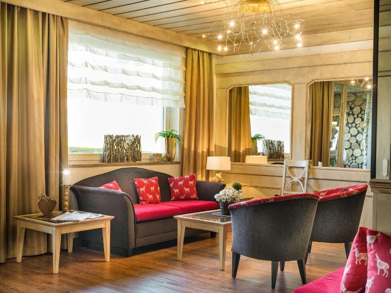 MONDI Hotel Axams - Lobi