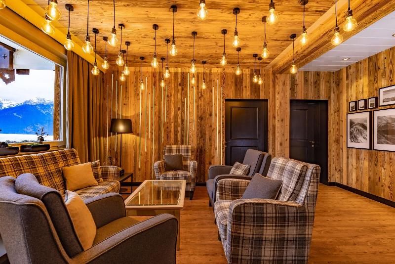 MONDI Hotel Axams - Lobi