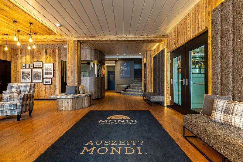 MONDI Hotel Axams - Lobi