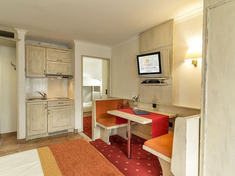 MONDI Hotel Axams - Oda