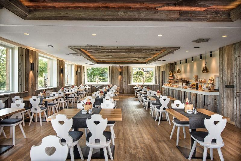 MONDI Hotel Axams - Restoran