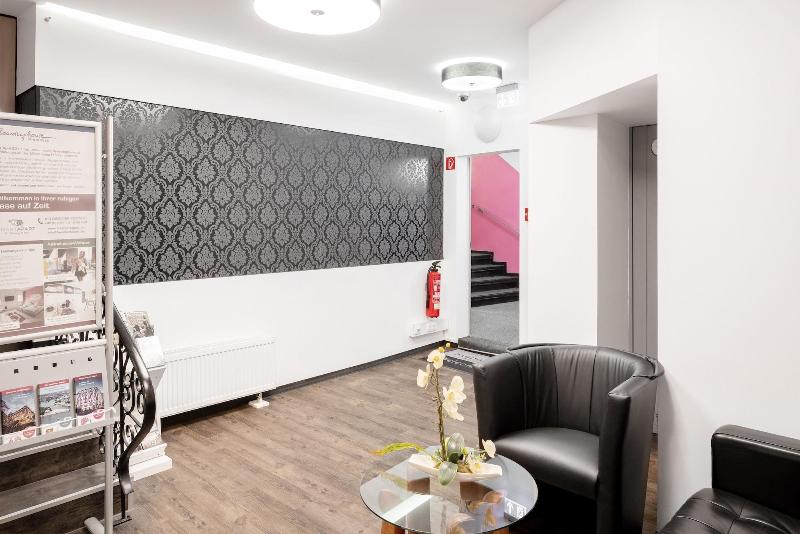 Aparthotel am Munzplatz - Lobi