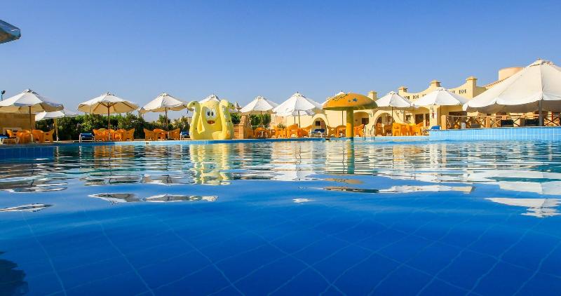 Green Leaves Aqua Park Beach Resort North Coast - Genel