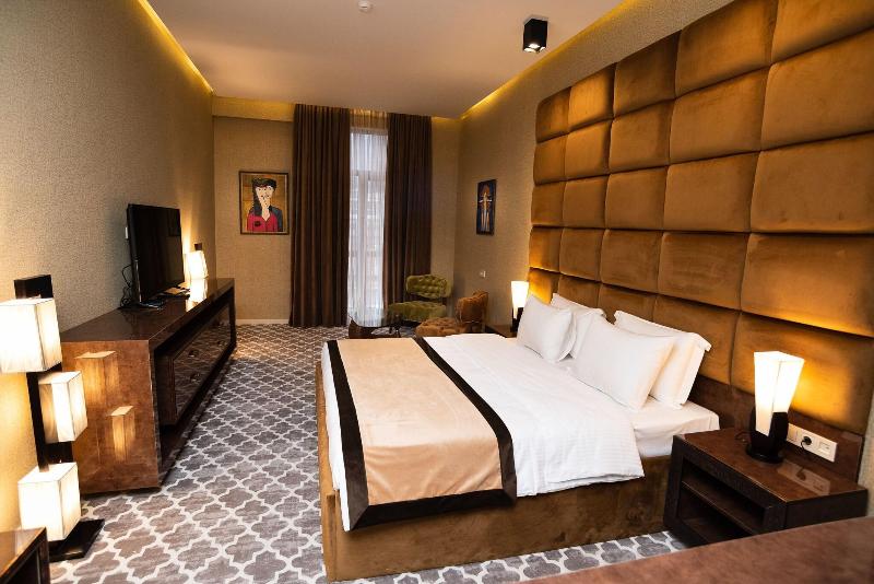 Gallery Art Hotel - Oda