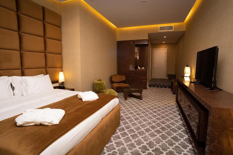 Gallery Art Hotel - Oda