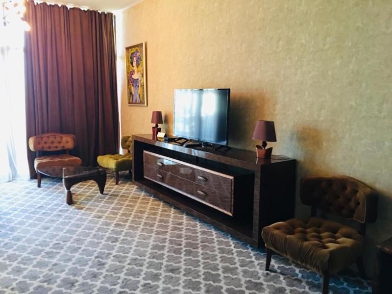 Gallery Art Hotel - Oda