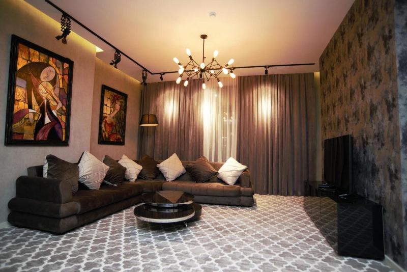 Gallery Art Hotel - Oda