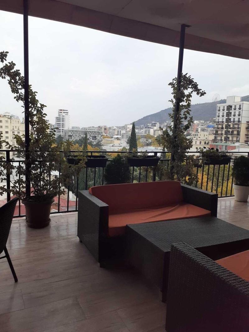 Gallery Art Hotel - Teras