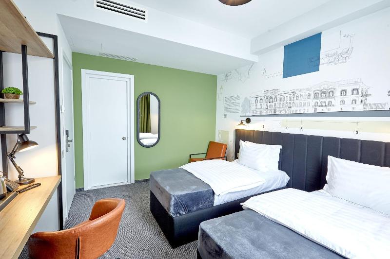 Graphica Tbilisi Hotel - Oda