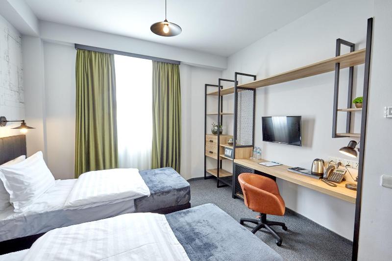 Graphica Tbilisi Hotel - Oda