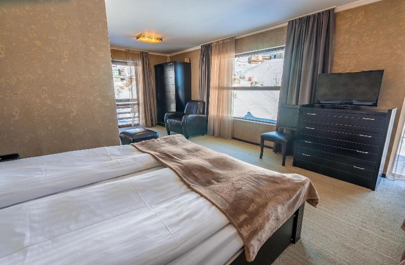 Good Aura Hotel - Oda