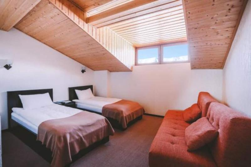 Good Aura Hotel - Oda