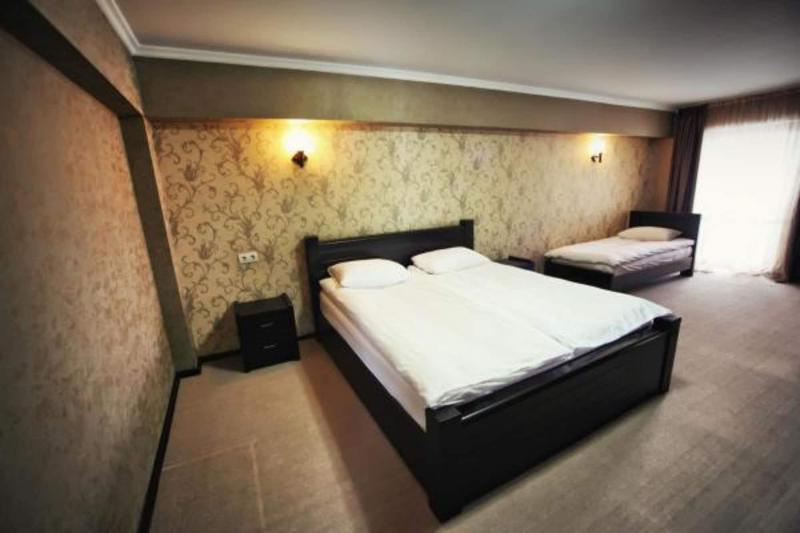 Good Aura Hotel - Oda