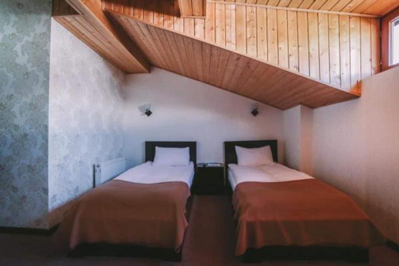 Good Aura Hotel - Oda
