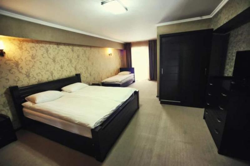 Good Aura Hotel - Oda