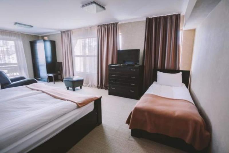 Good Aura Hotel - Oda