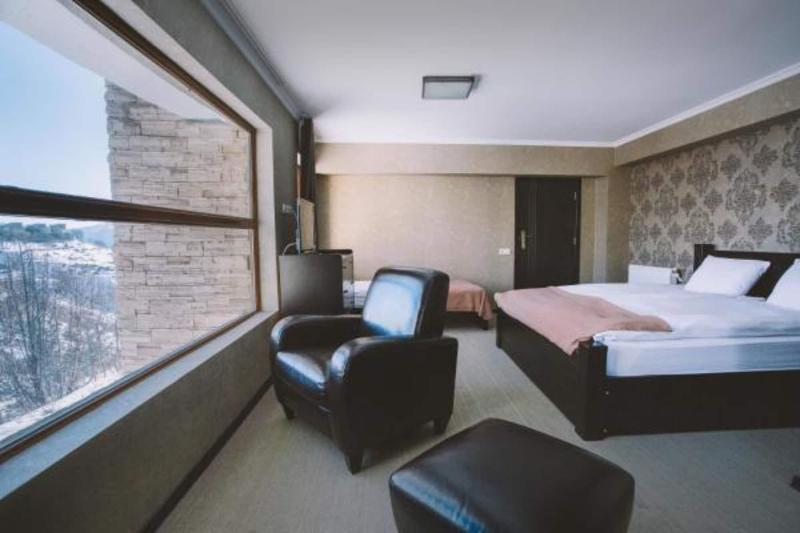 Good Aura Hotel - Oda