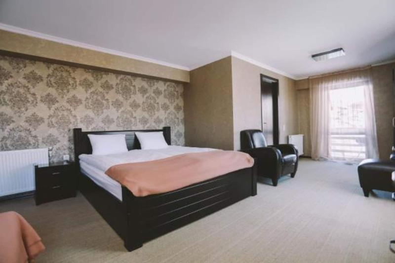 Good Aura Hotel - Oda