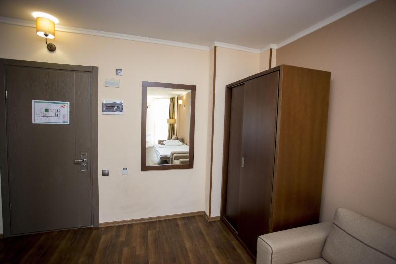 Hotel Corner Inn - Oda