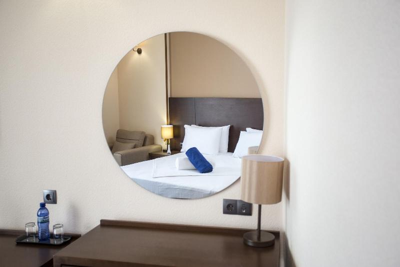 Hotel Corner Inn - Oda