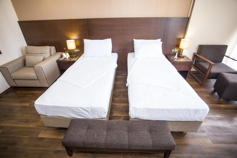Hotel Corner Inn - Oda