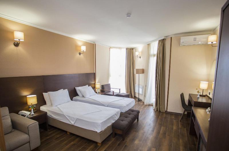 Hotel Corner Inn - Oda
