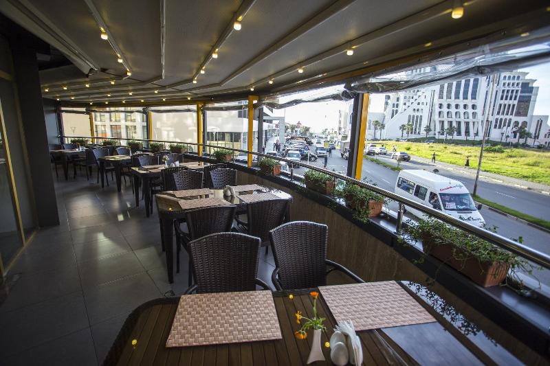 Hotel Corner Inn - Restoran