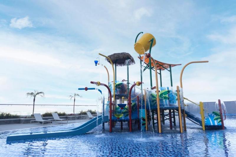 Novotel Jumeirah Village Triangle - Plaj