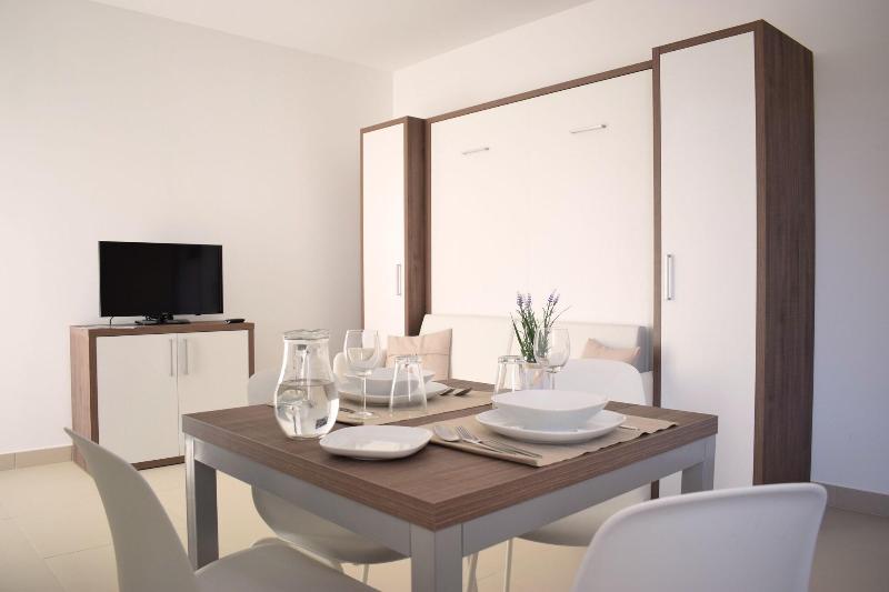 Travini Hotel Residence - Oda