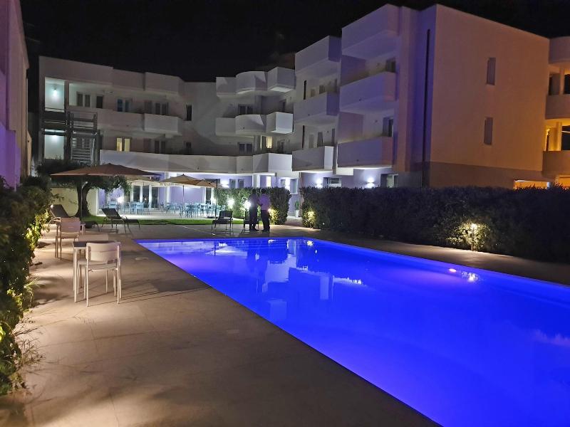 Travini Hotel Residence - Havuz